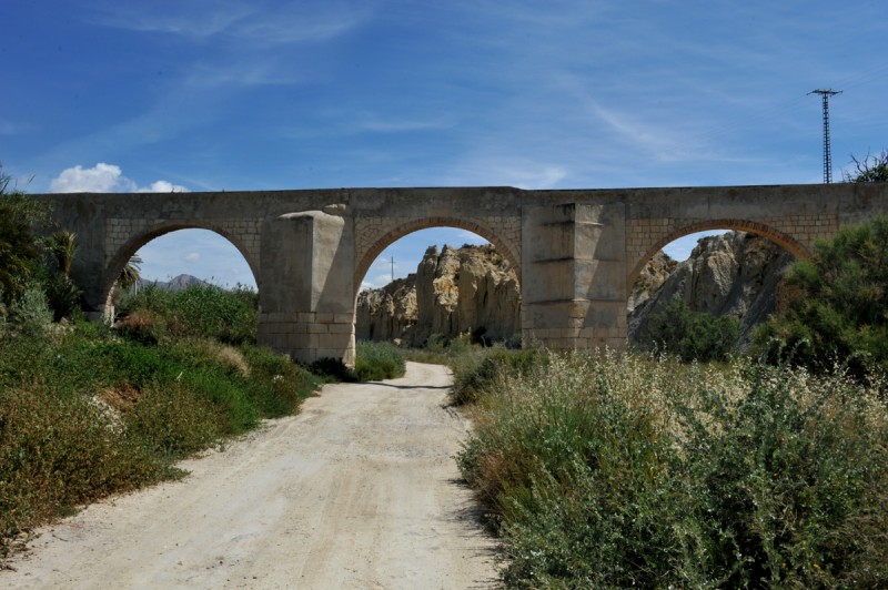 Walking routes in the countryside of Abanilla: the Rio Chicamo, the badlands and the mountains