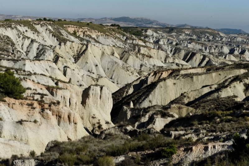 An 11-kilometre hiking route from Alhama to the mountain village of Gebas