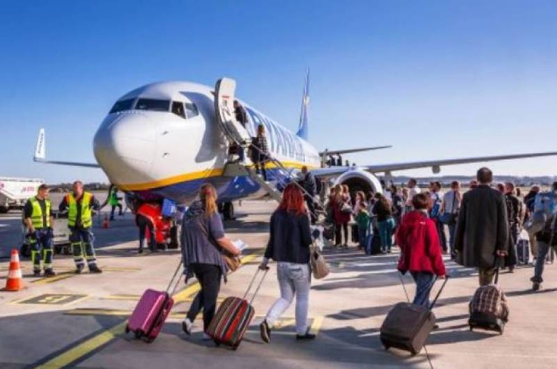 Ryanair expands at Alicante Airport with three new summer destinations