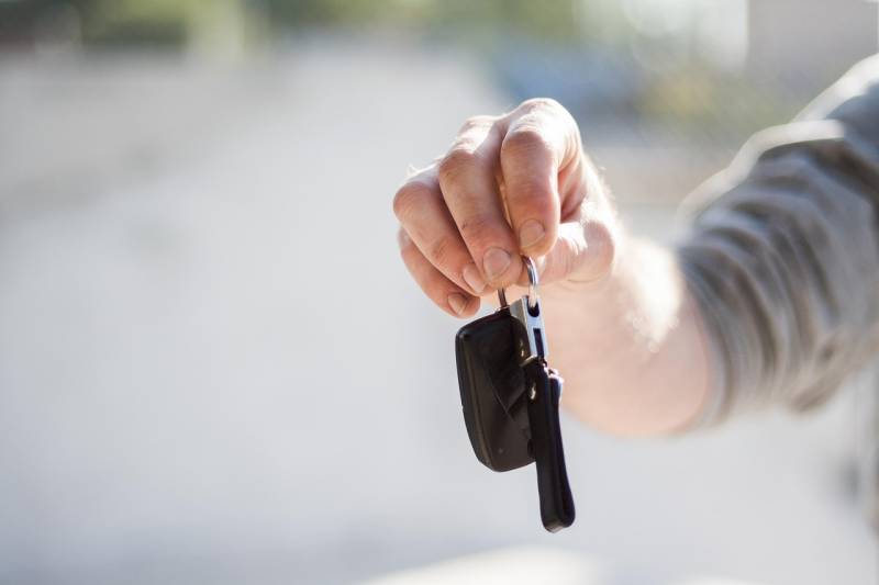 Is it legal to drive someone else’s car without insurance in Spain?