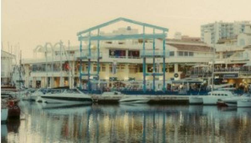 Body of man found floating in Benalmádena marina prompts multi-agency response