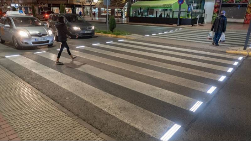 Torre Pacheco prepares to install smart pedestrian crossings on busy Roldán streets