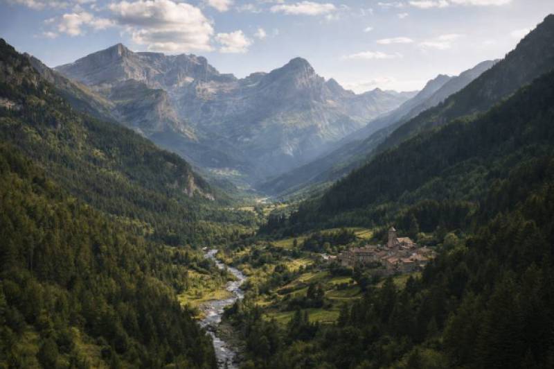 Spanish News Today Editors Roundup Weekly Bulletin Mar 6