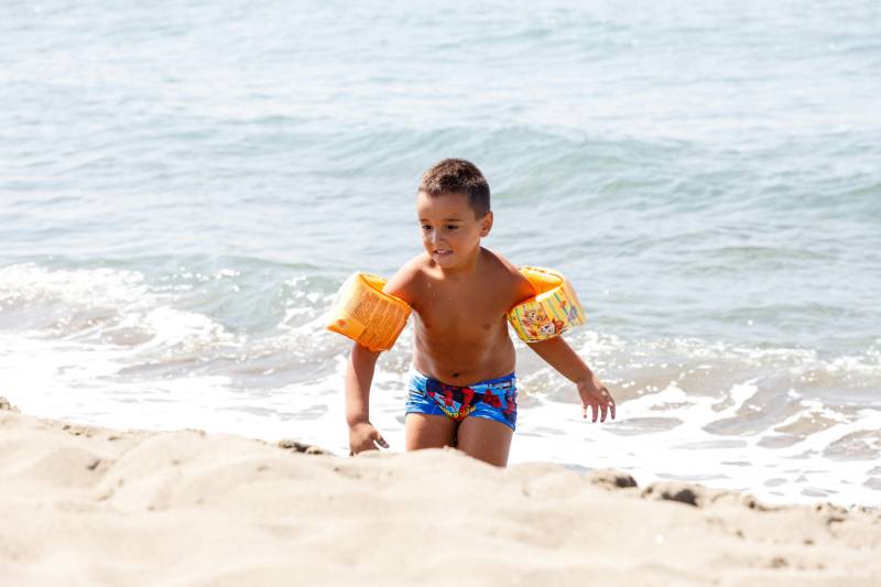 Don't rely on armbands or floats to keep children safe in the water